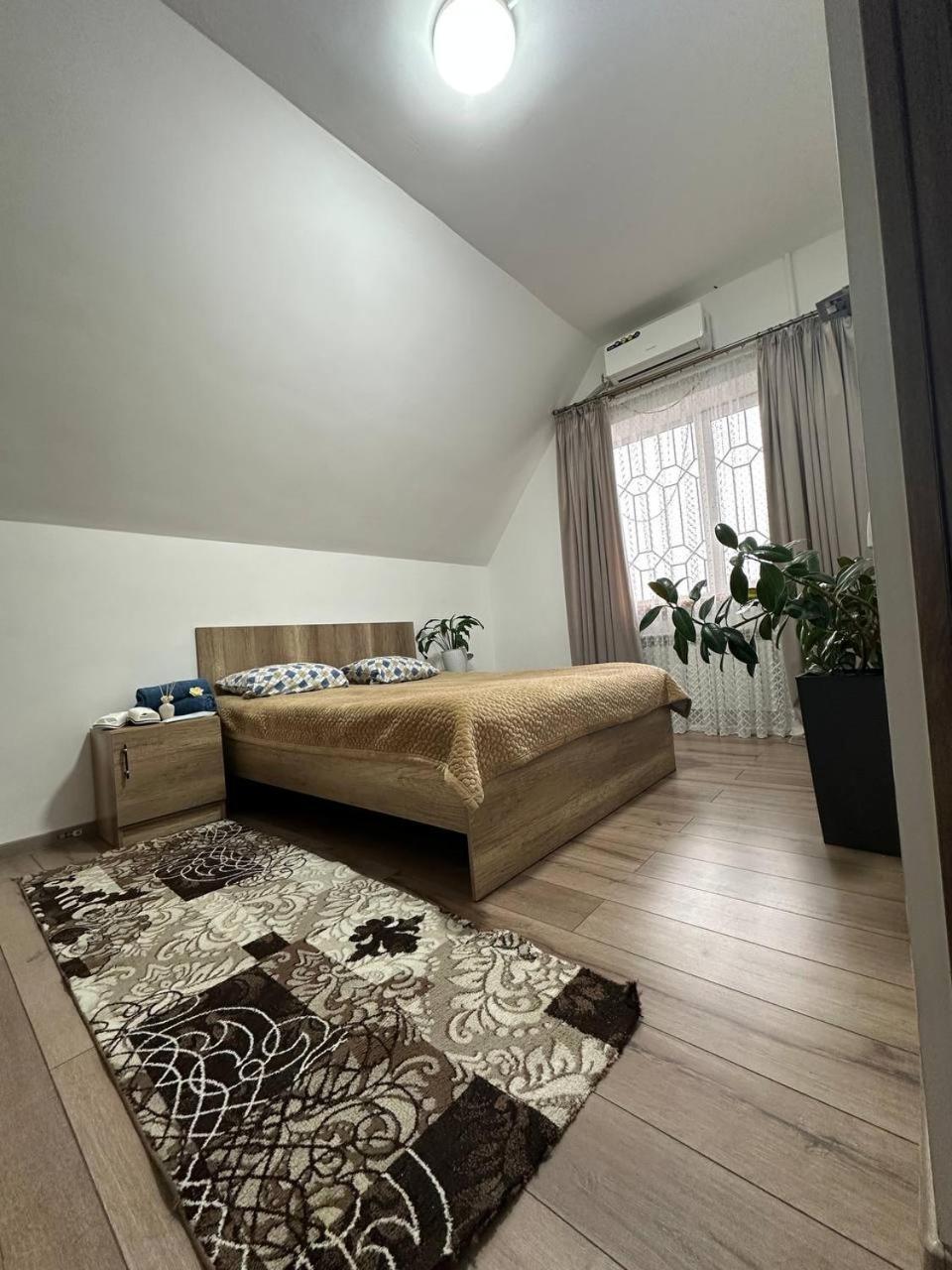 Amanat Guest House Bișkek Exterior foto