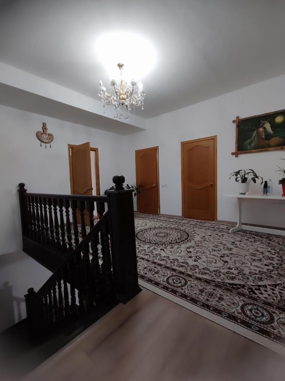 Amanat Guest House Bișkek Exterior foto