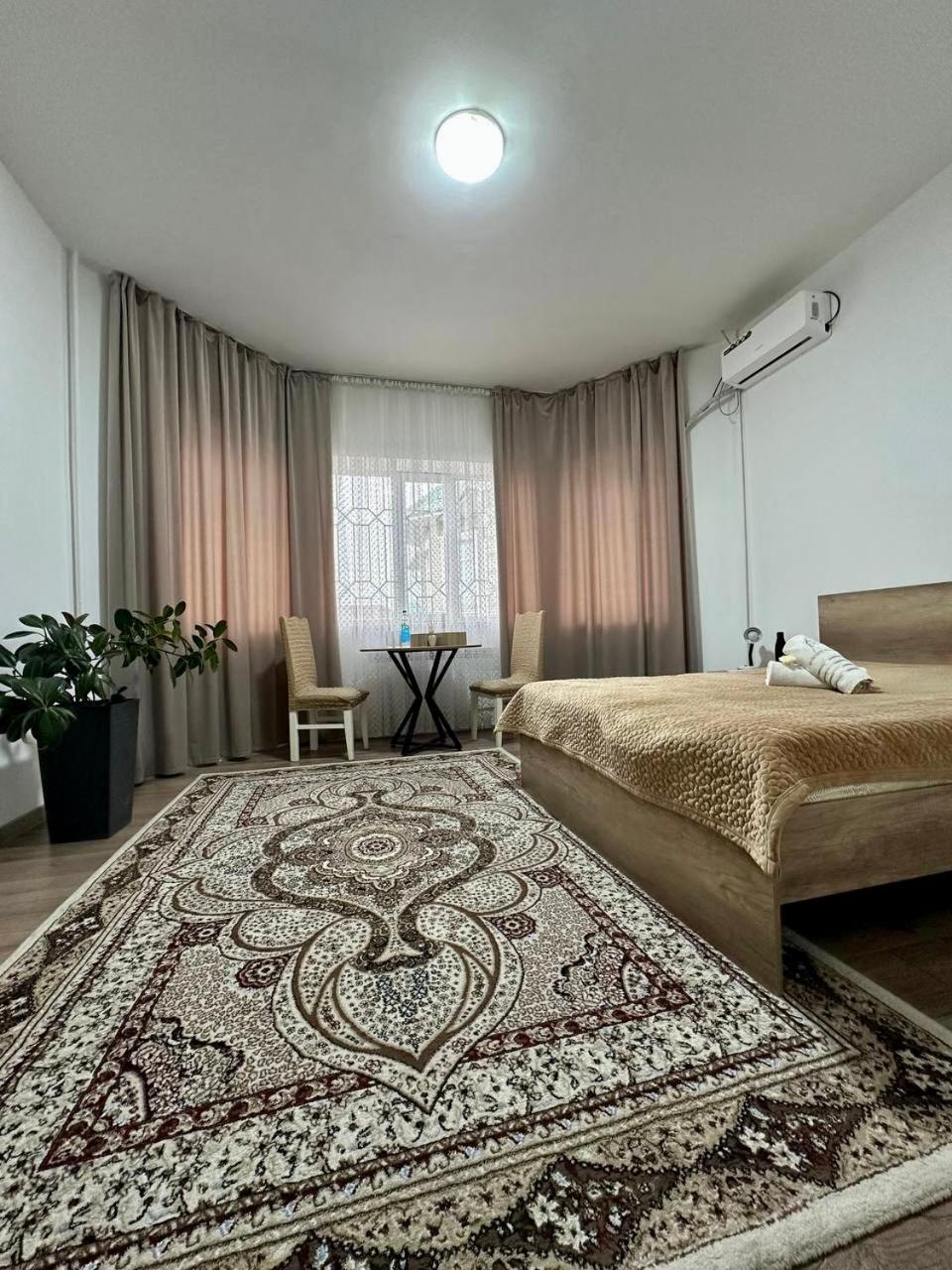 Amanat Guest House Bișkek Exterior foto
